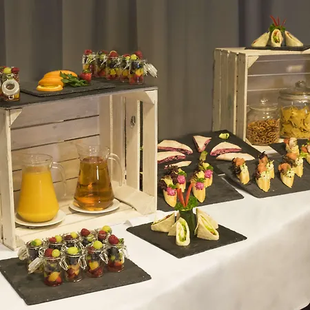 Ξενοδοχείο Campanile Centrum 3*