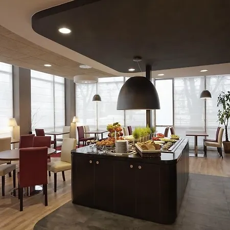 מלון Campanile Centrum