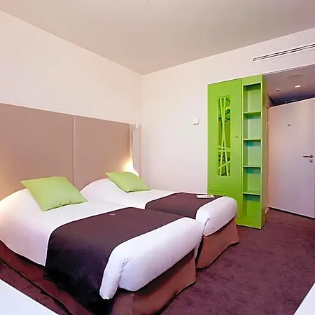 Отель Campanile Centrum 3*
