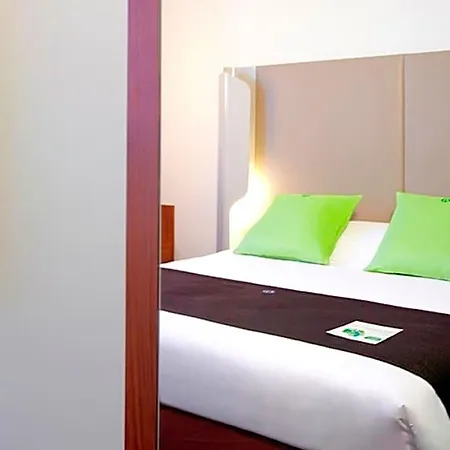 Campanile Centrum Отель 3*