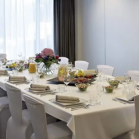 Campanile Centrum Отель 3*
