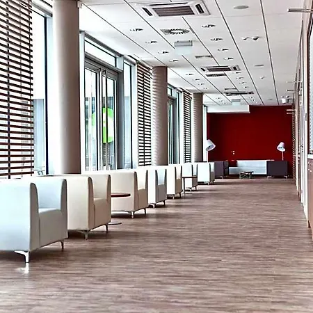 Campanile Centrum Hotel 3*
