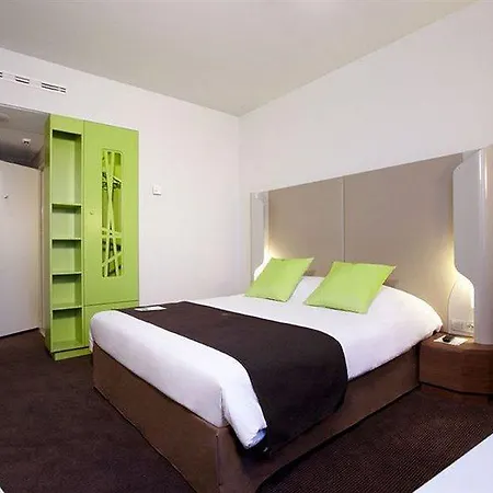 מלון Campanile Centrum 3*