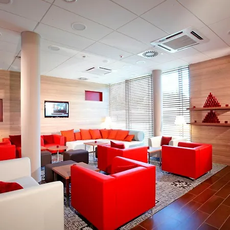 Отель Campanile Centrum 3*