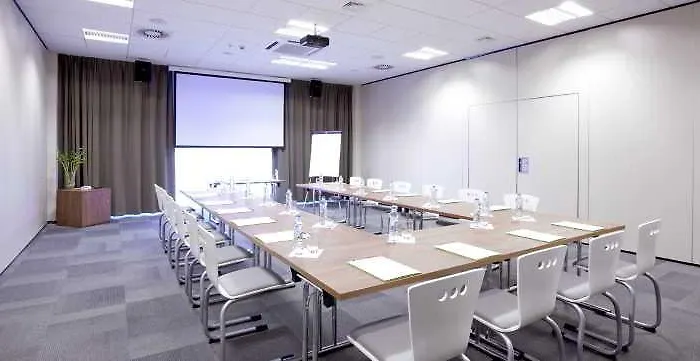 Campanile Centrum 호텔 3*