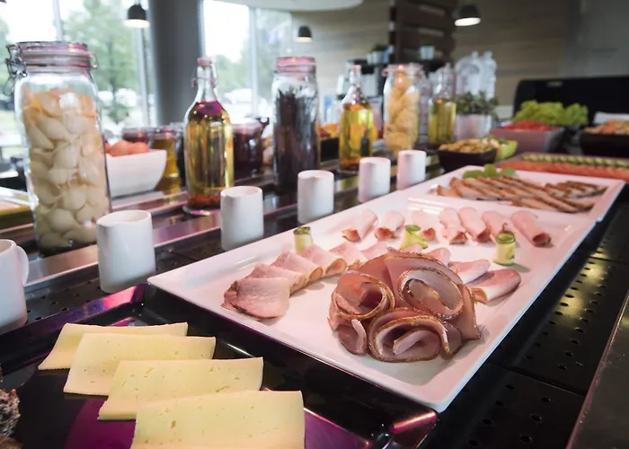 Campanile Centrum Hotell 3*