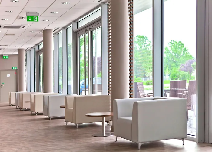 Campanile Centrum 호텔 3*