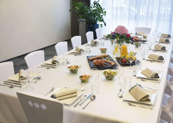 Hotell Campanile Centrum 3*